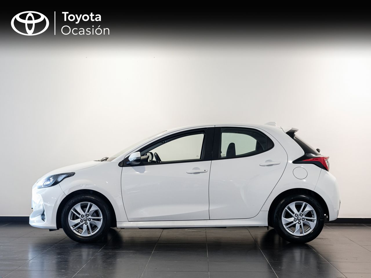 toyota yaris 2021 / foto grande (2)