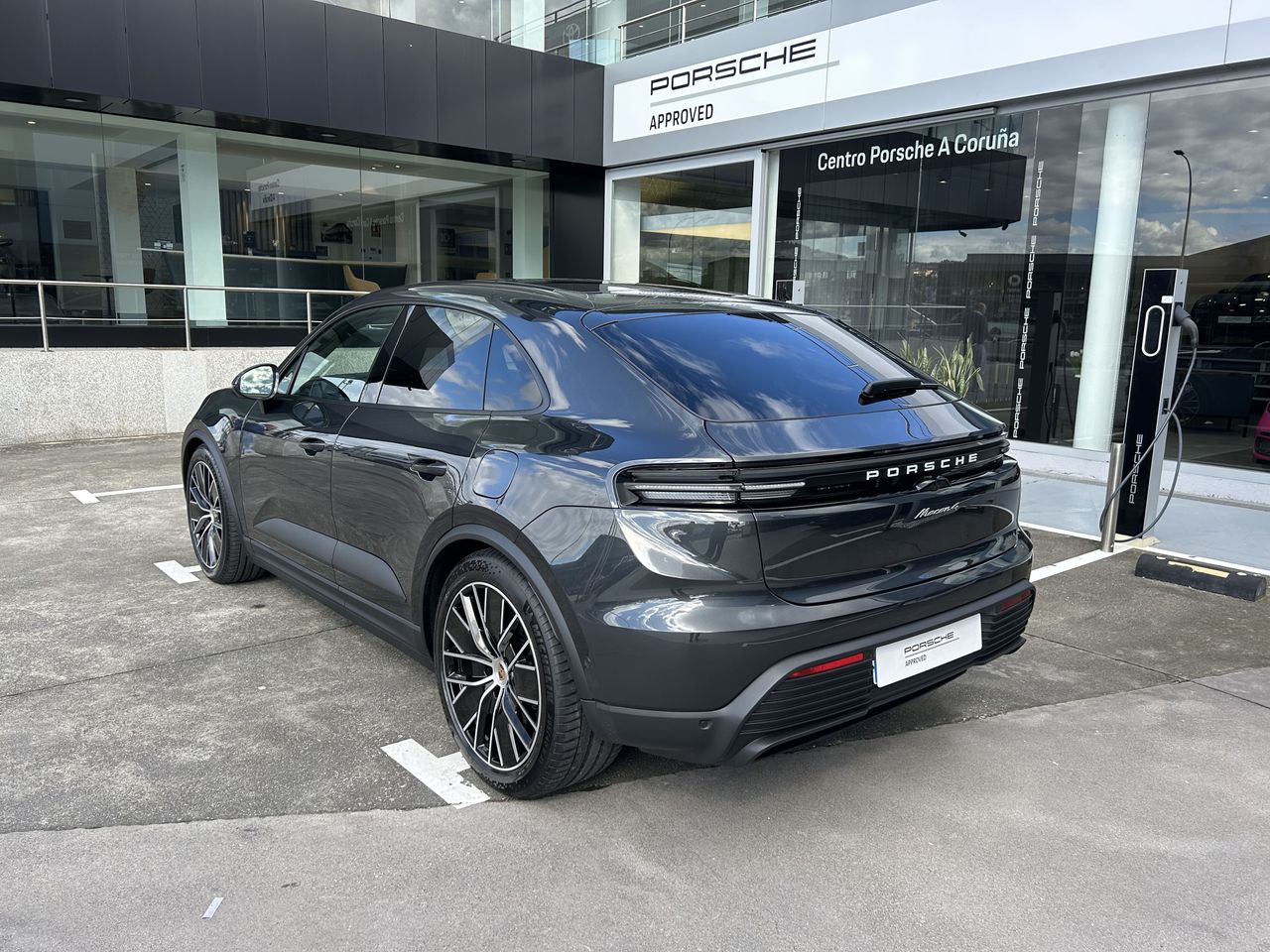 porsche macan 2024 / foto grande (2)