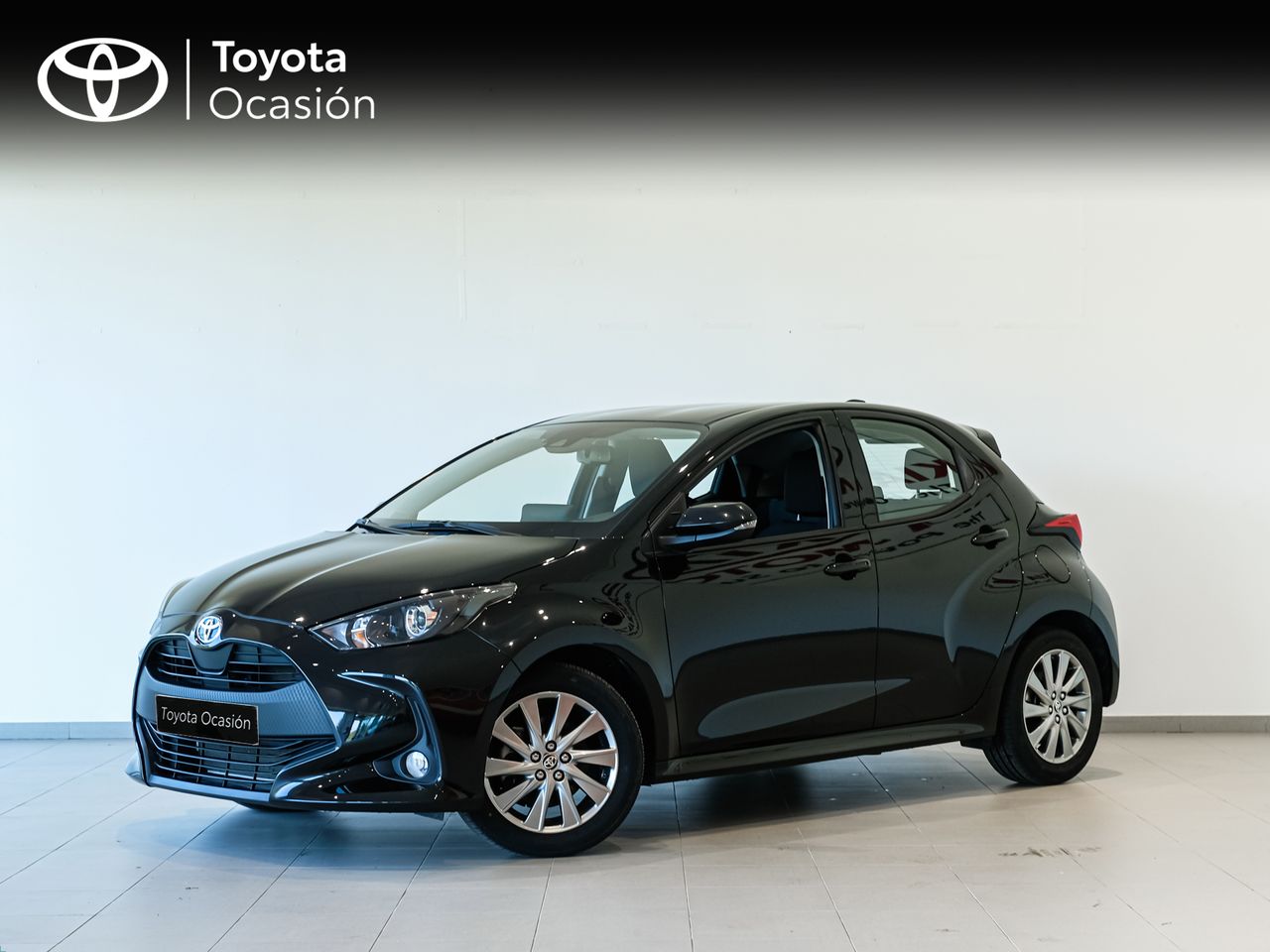 toyota yaris 2024 /