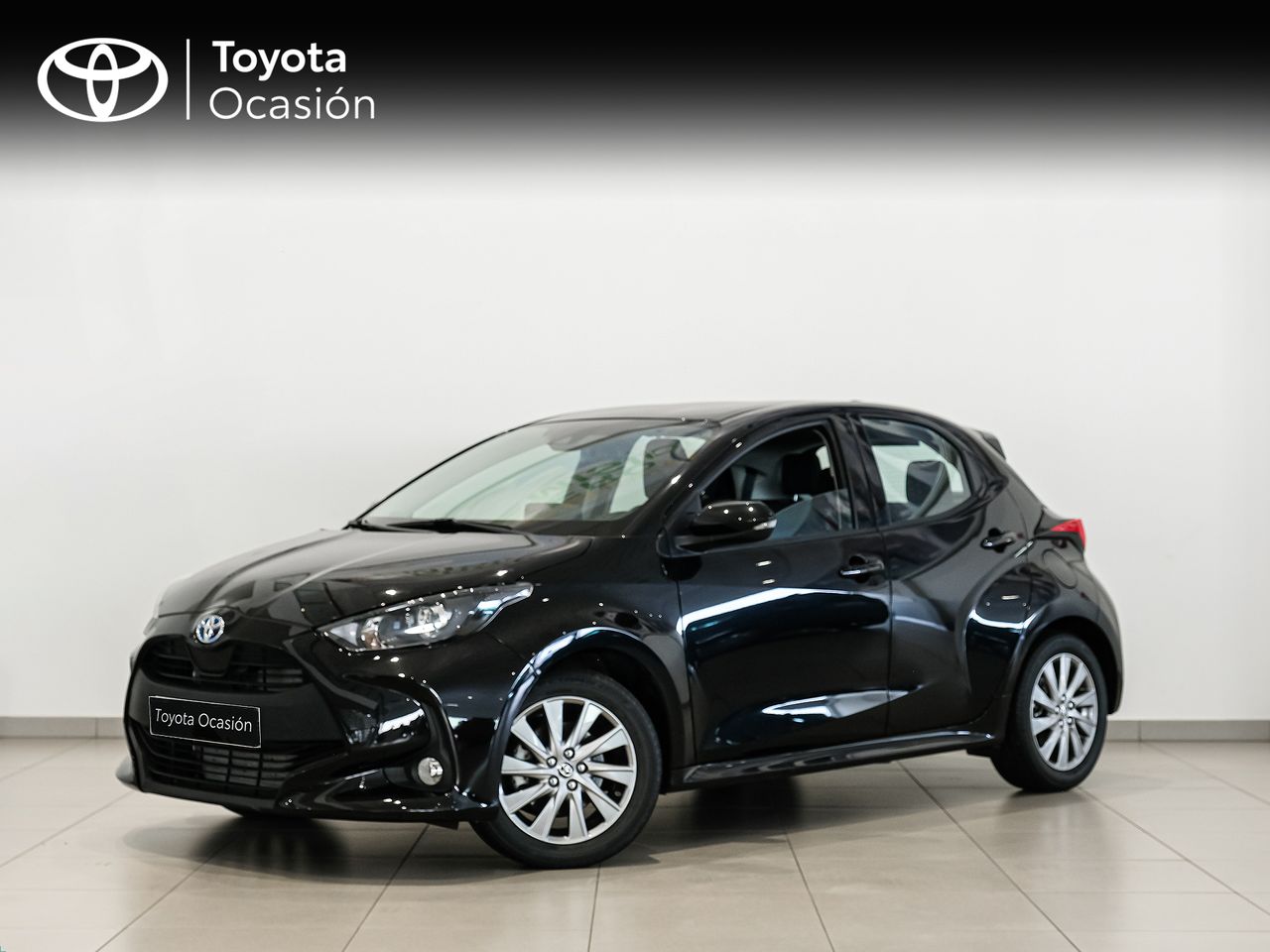 toyota yaris 2024 /