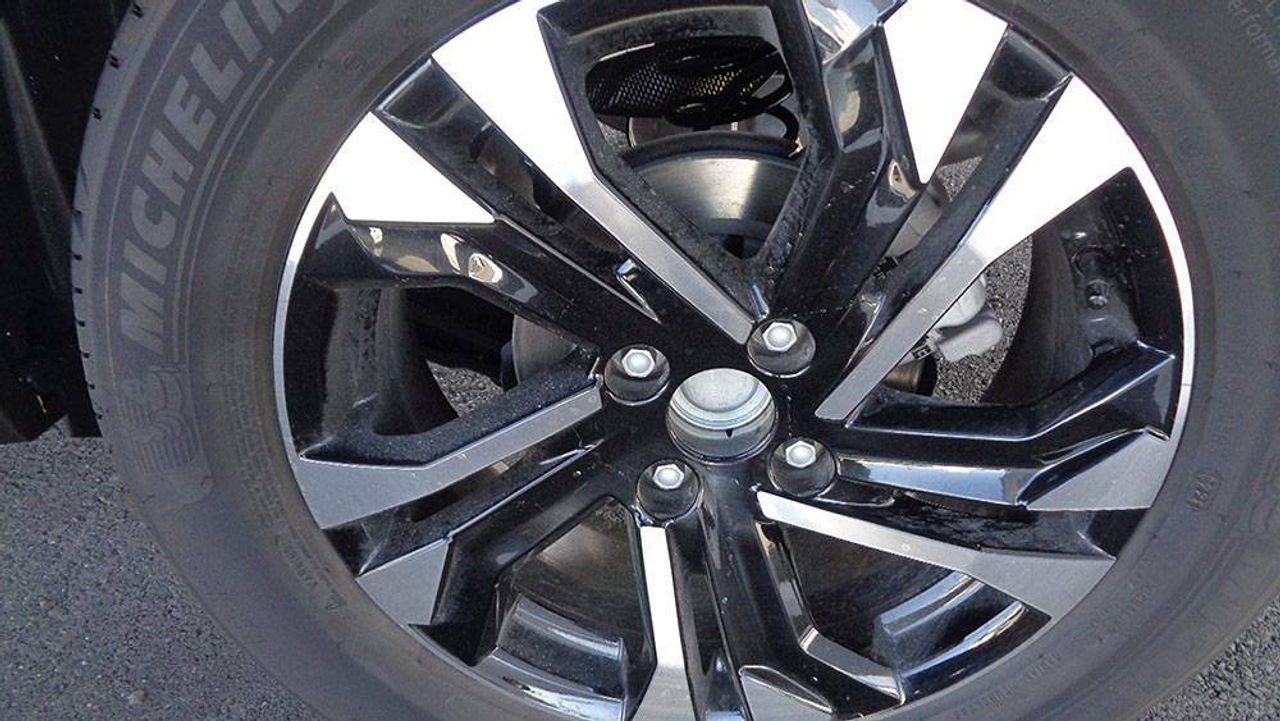 peugeot 2008 2022 / foto grande (3)