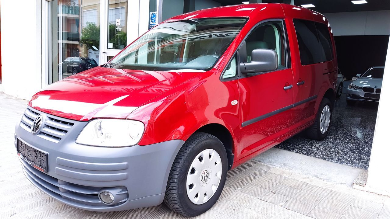Volkswagen Caddy ocasión segunda mano 2010 Diésel por 12.000€ en Girona