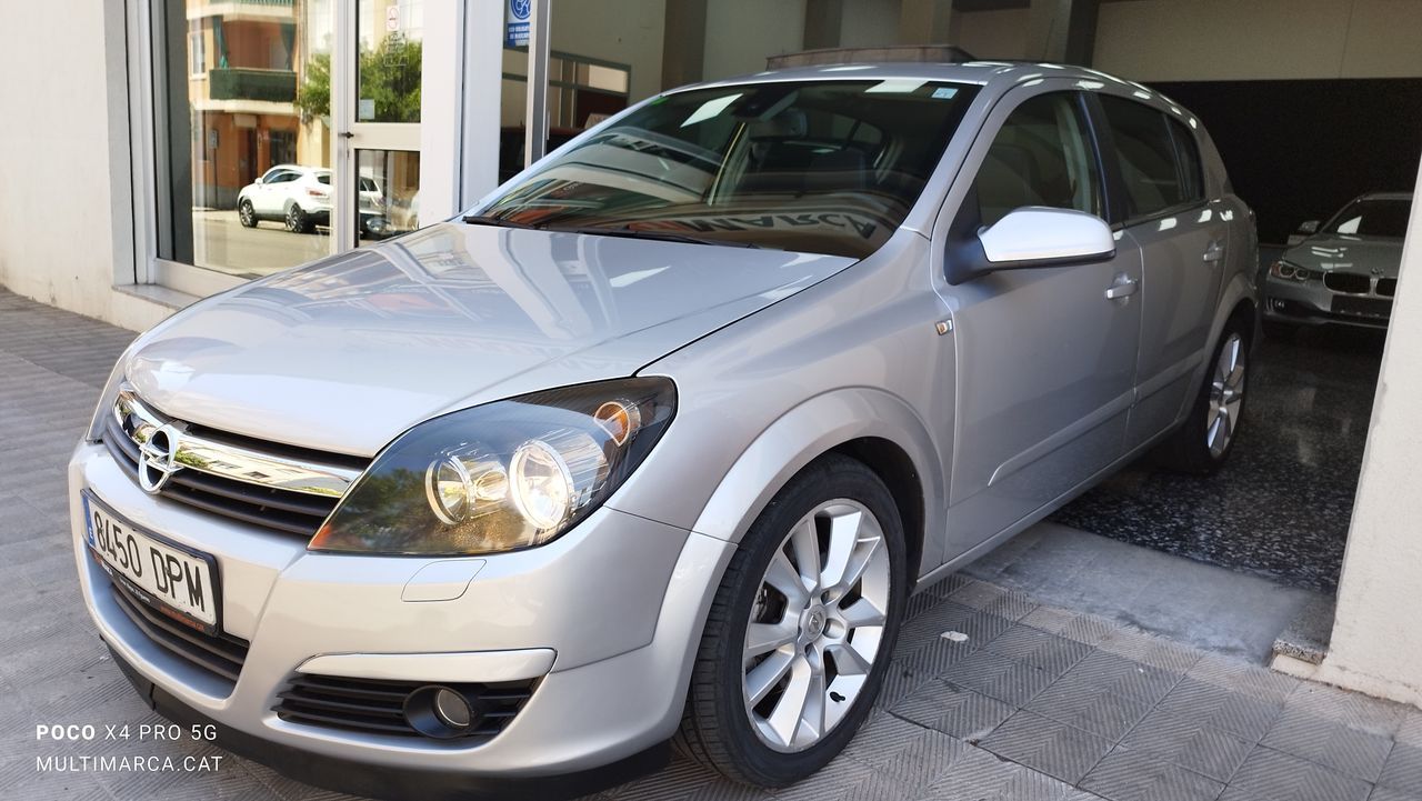 Opel Astra ocasión segunda mano 2005 Diésel por 4.950€ en Girona