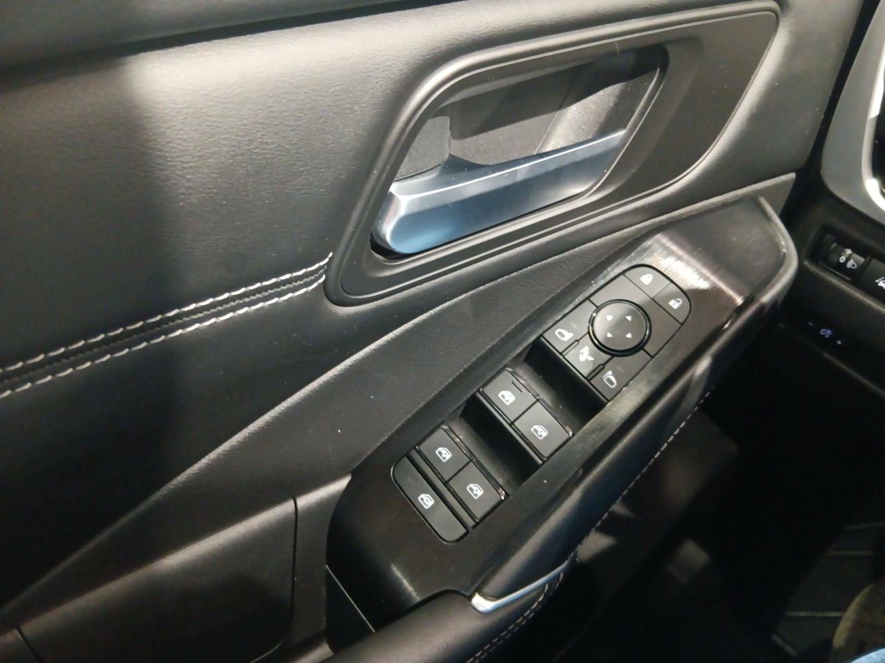 nissan qashqai 2024 / foto grande (3)