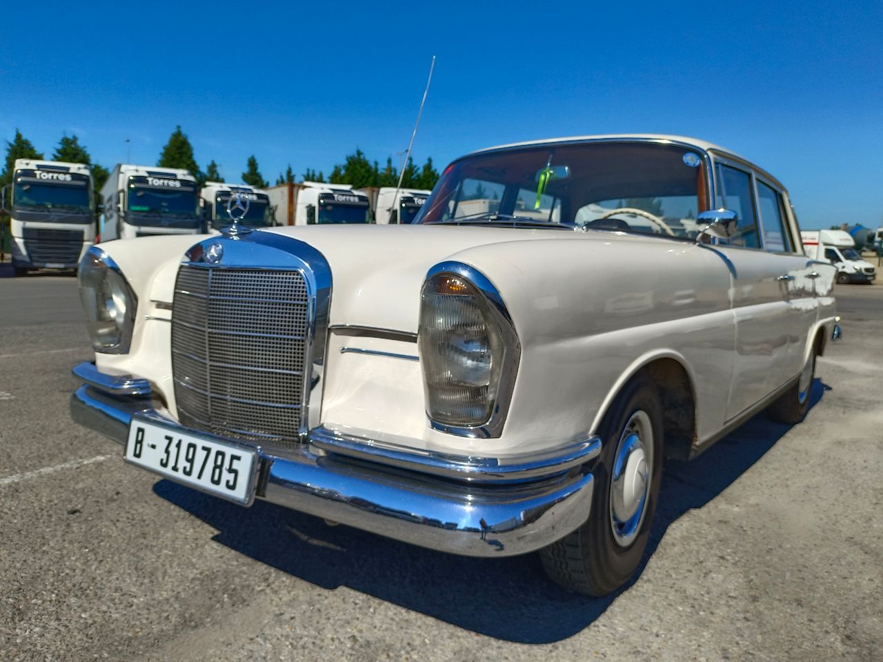 Mini clasico  de segunda mano - mercedes 220 1963 /