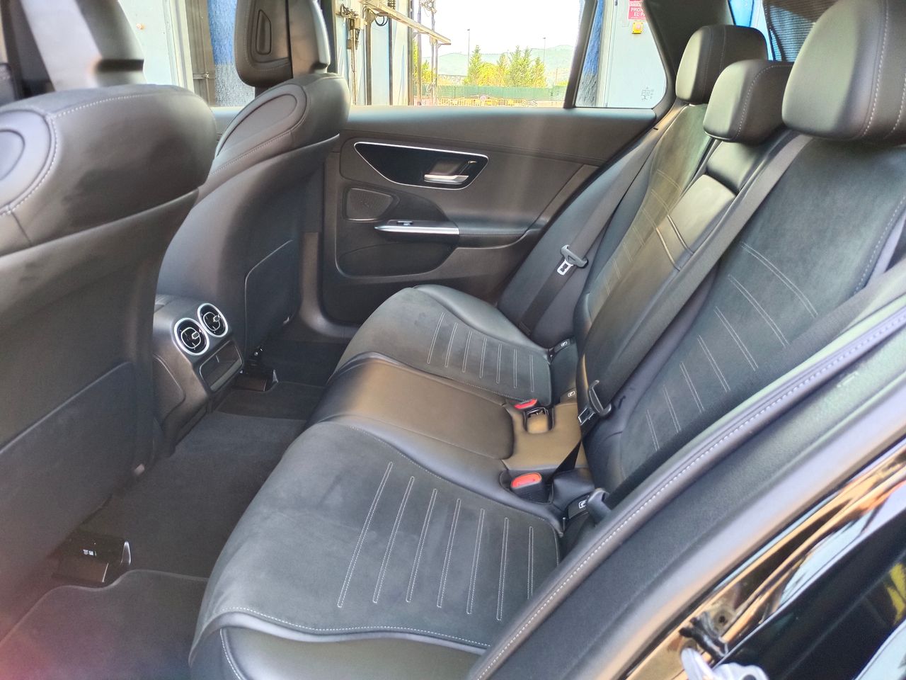 Mercedes Clase C 220d 9-TRONIC AMG LINE PREMIUM PLUS SUPER OFERTA HASTA FINAL DE MES ANTES 39900€ - Foto 26