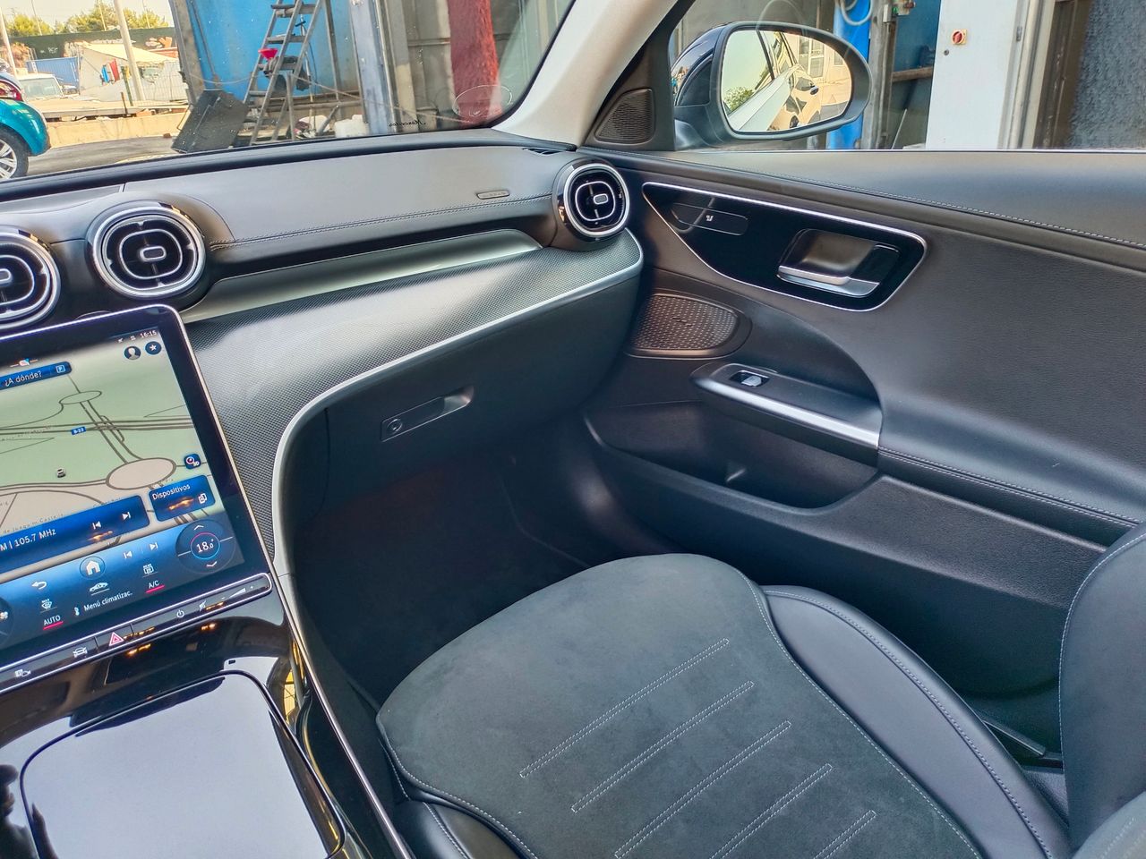 Mercedes Clase C 220d 9-TRONIC AMG LINE PREMIUM PLUS SUPER OFERTA HASTA FINAL DE MES ANTES 39900€ - Foto 25