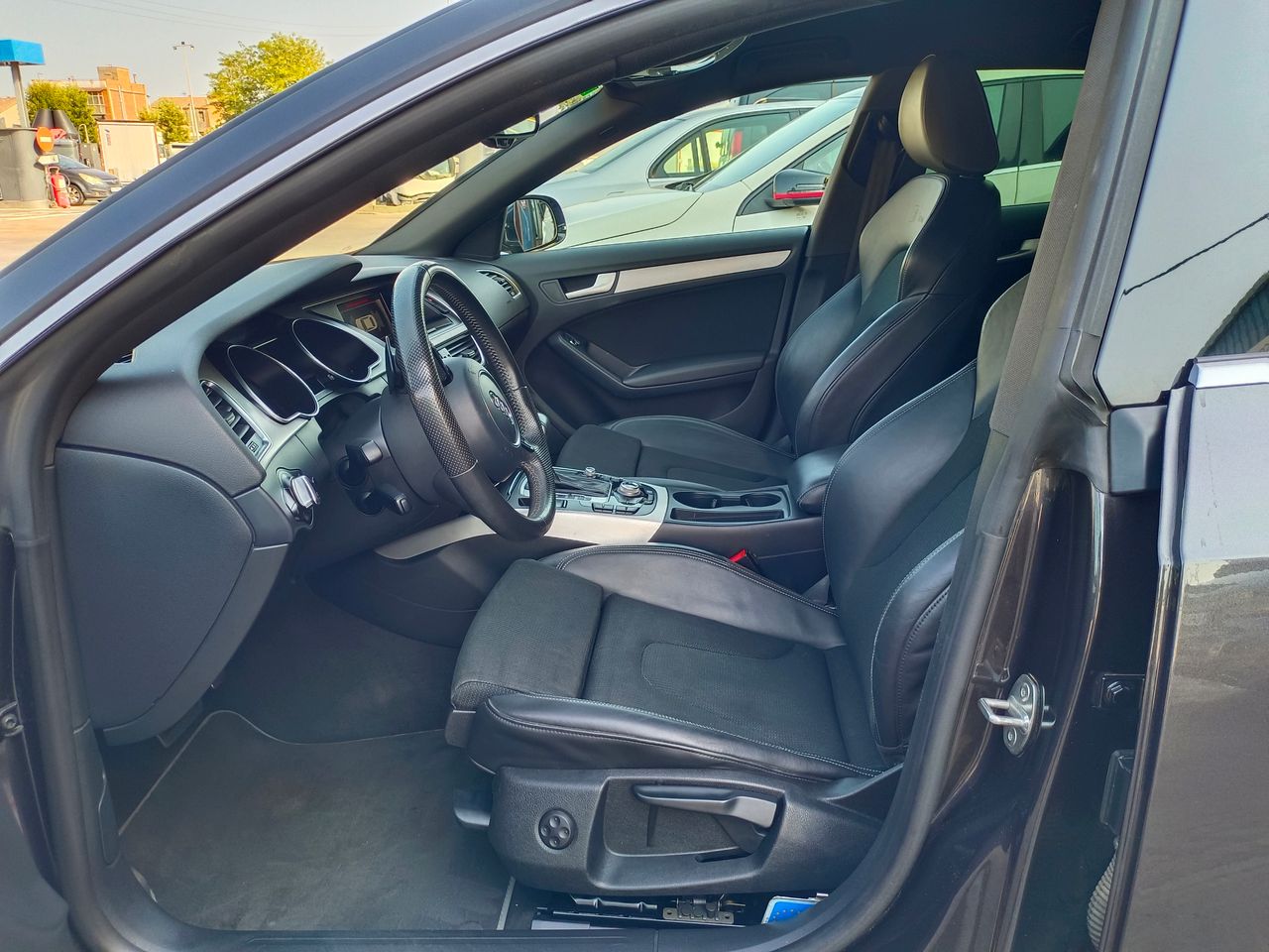 Audi A5 2.0 TDI SPORTBACK 190cv - Foto 4