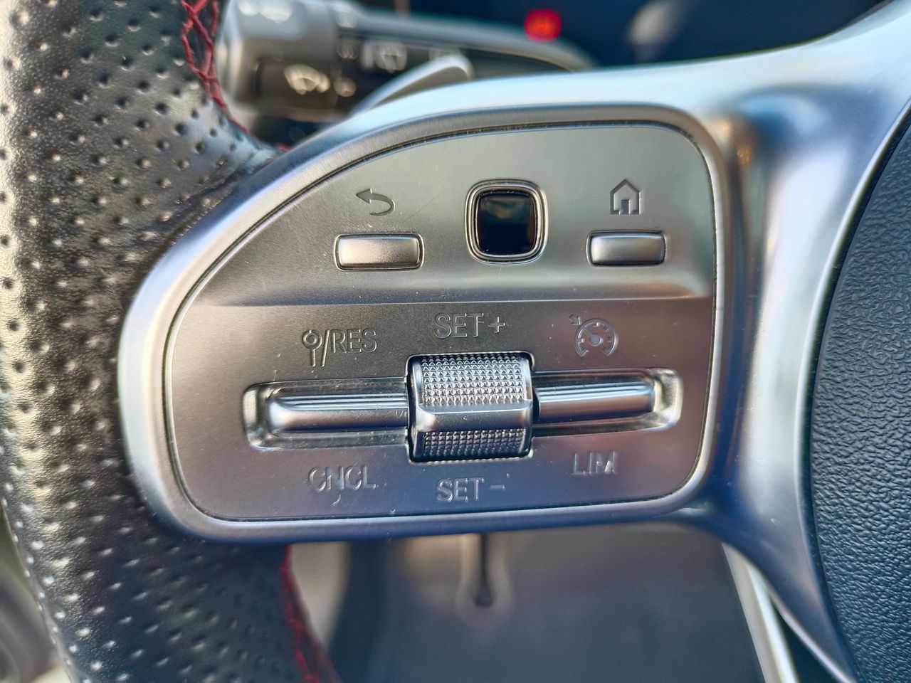 Mercedes GLA 200d AMG LINE. 150cv  - Foto 27