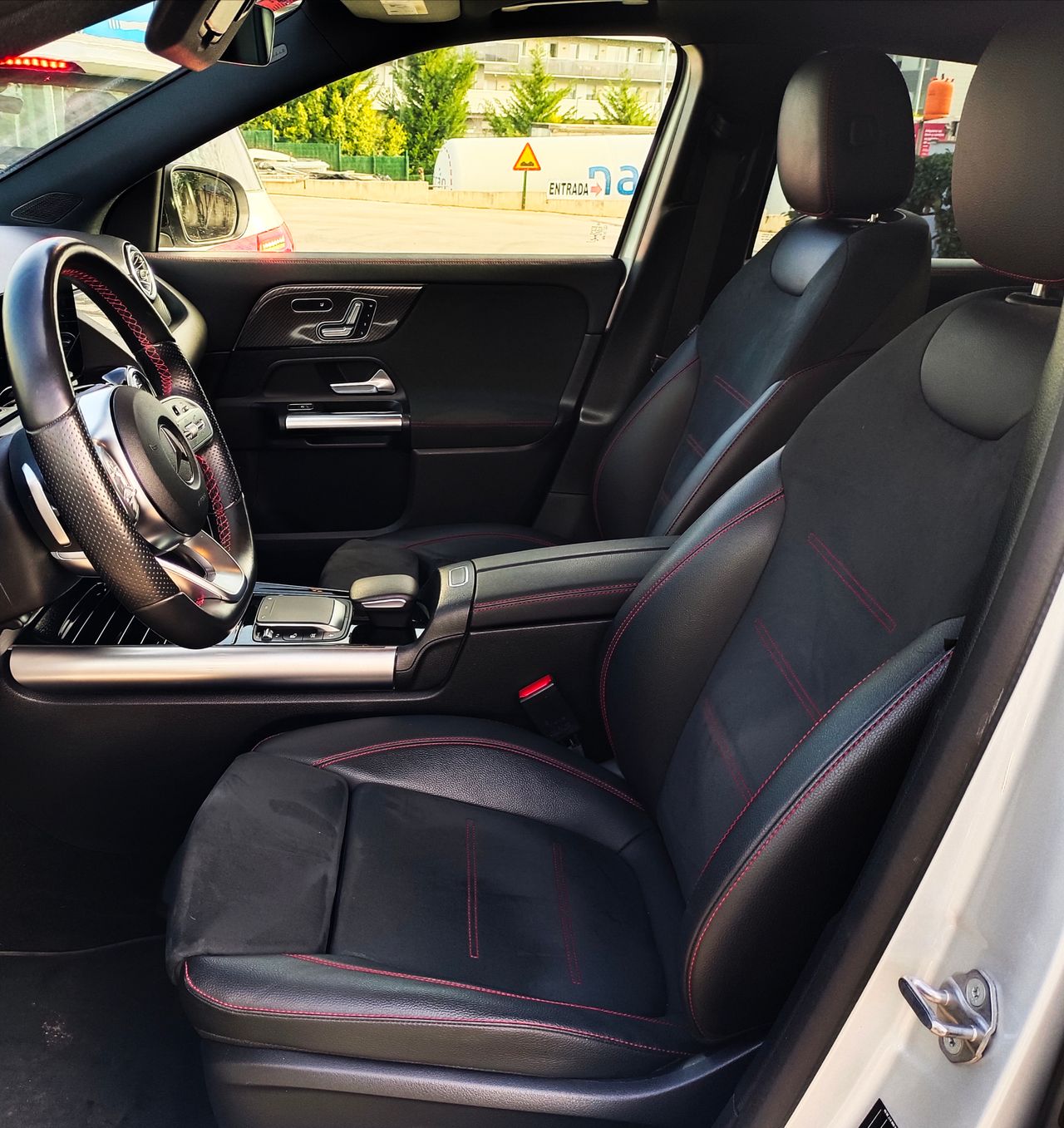 Mercedes GLA 200d AMG LINE. 150cv - Foto 17