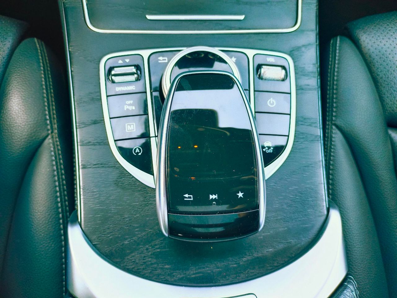 Mercedes Clase GLC 250 4MATIC  211cv. AMG LINE- TECHO - Foto 10