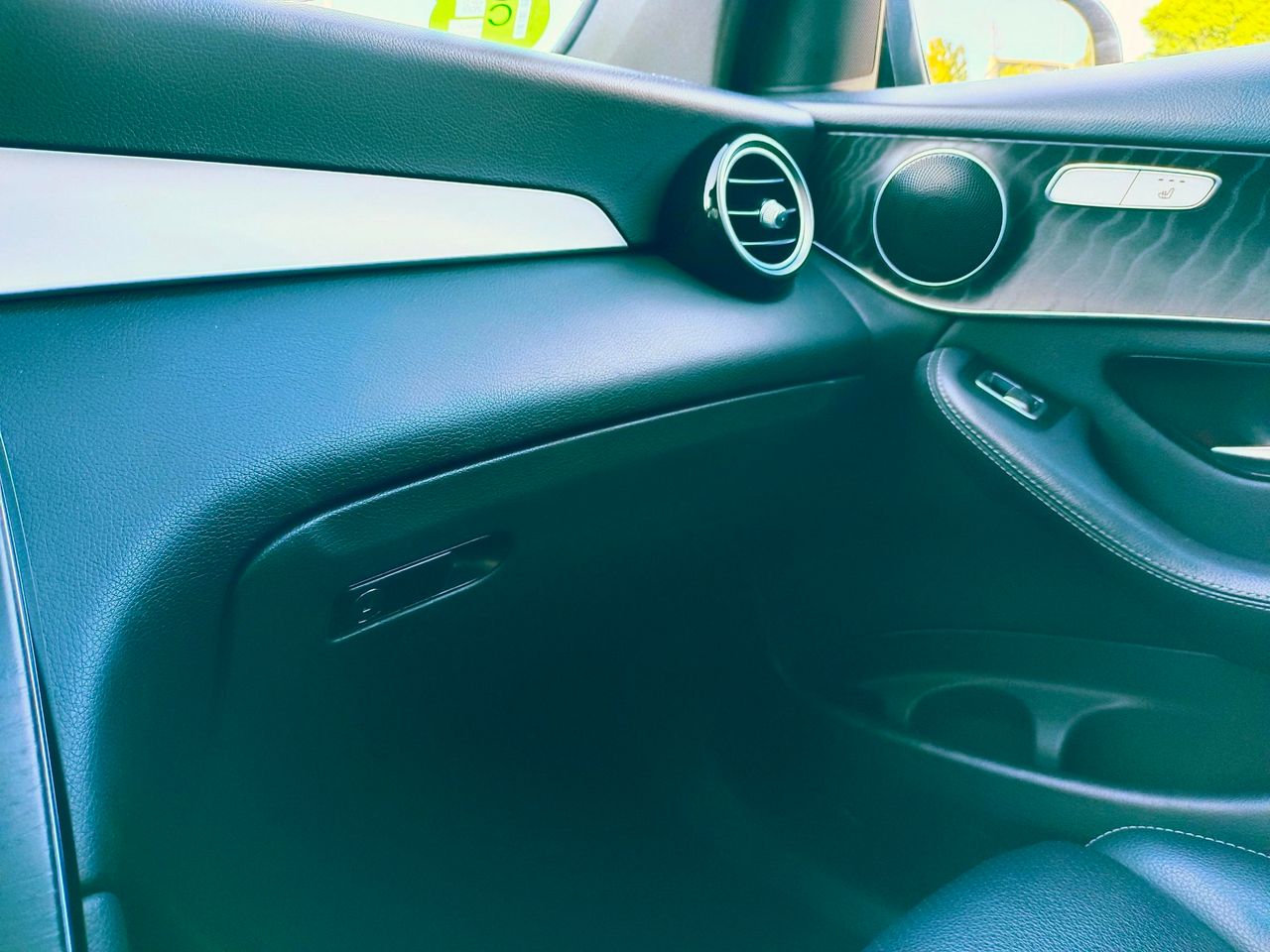 Mercedes Clase GLC 250 4MATIC  211cv. AMG LINE- TECHO - Foto 27