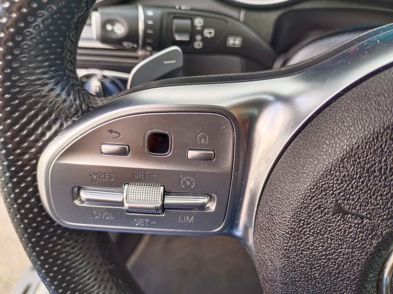 Mercedes Clase GLC 300de 4MATIC 195cv AMG LINE  - Foto 25