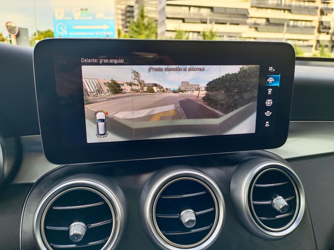 Mercedes Clase GLC 300de 4MATIC 195cv AMG LINE  - Foto 23