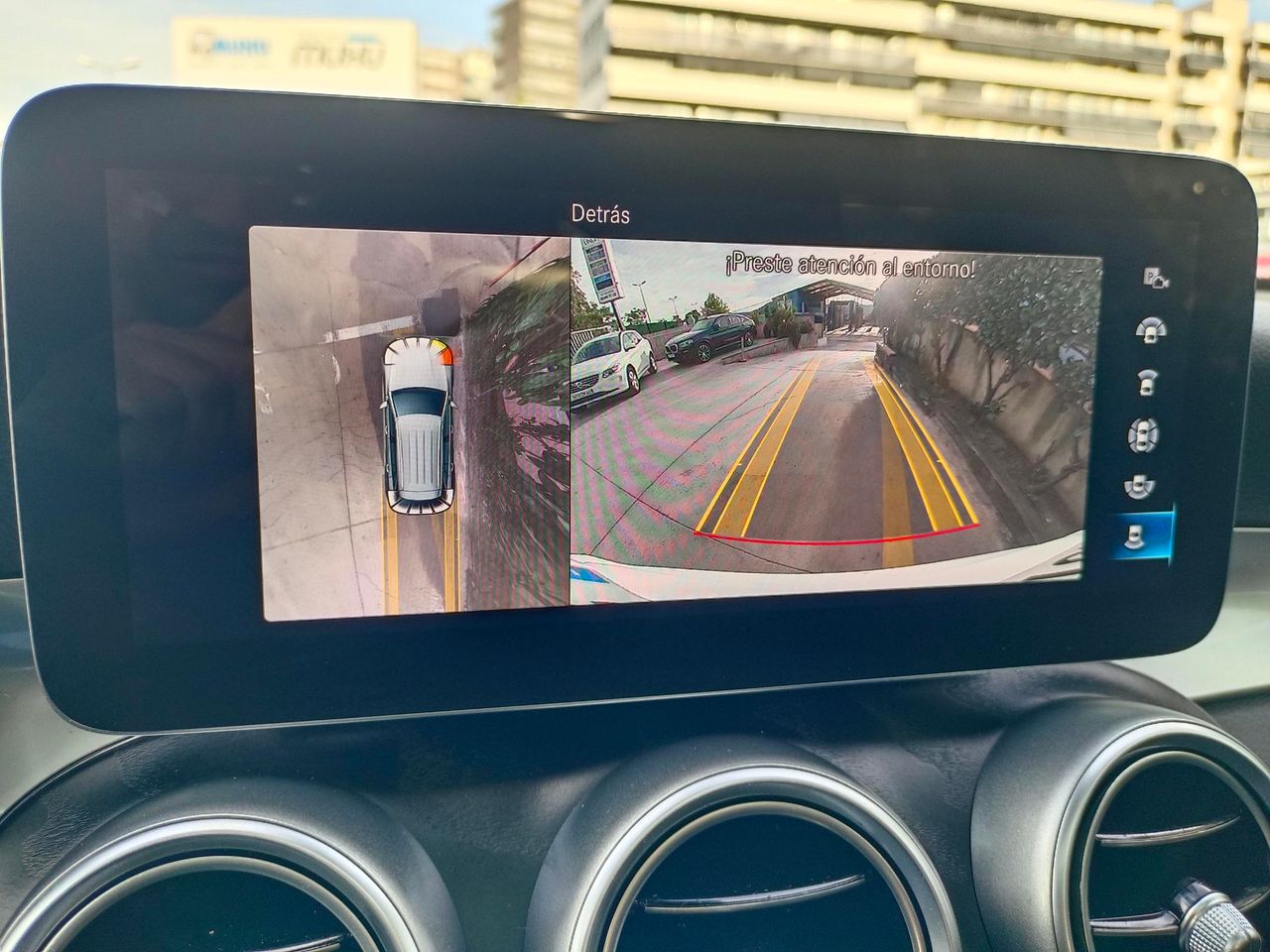 Mercedes Clase GLC 300de 4MATIC 195cv AMG LINE  - Foto 10