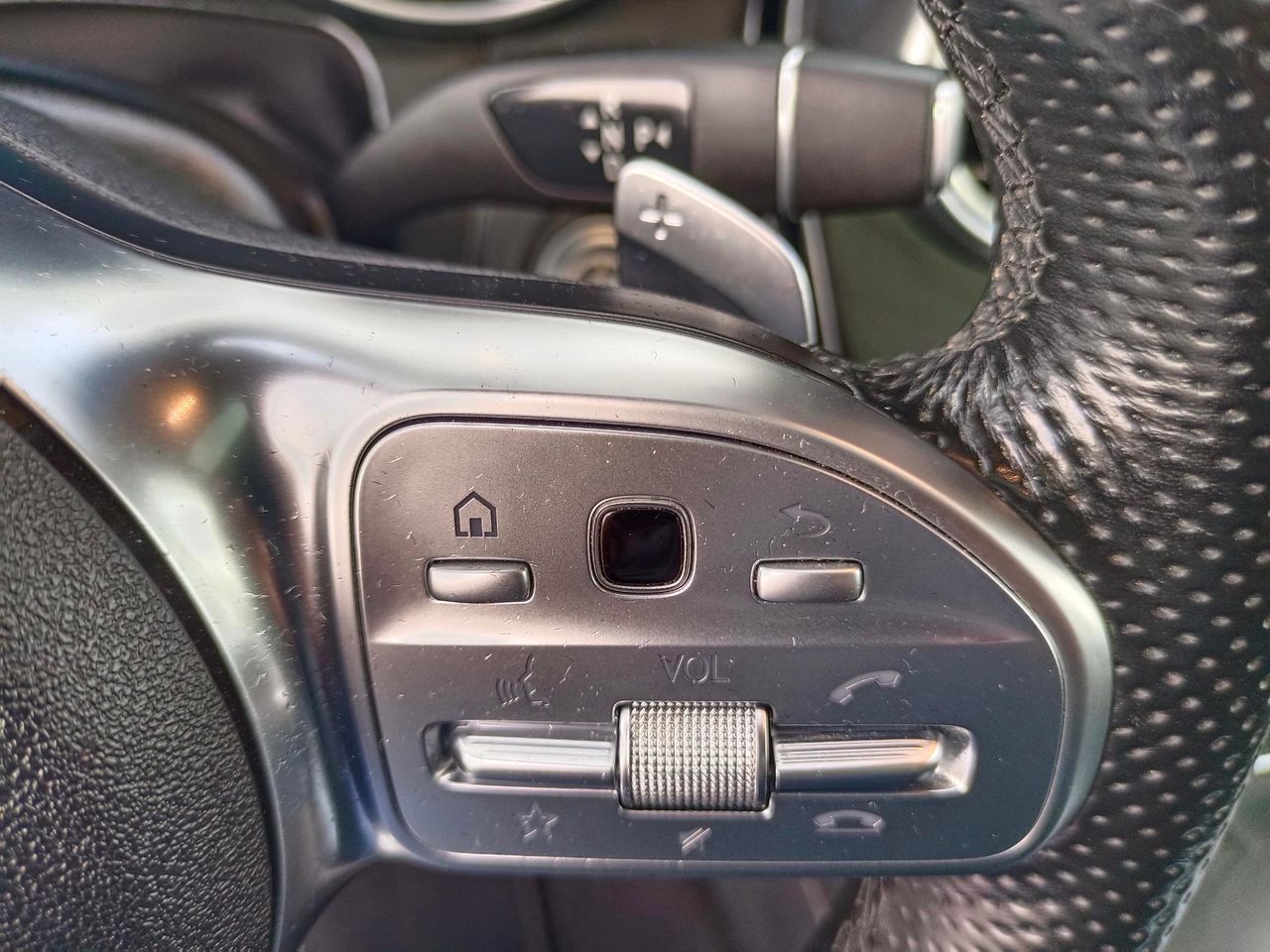 Mercedes Clase GLC 300de 4MATIC 195cv AMG LINE  - Foto 26