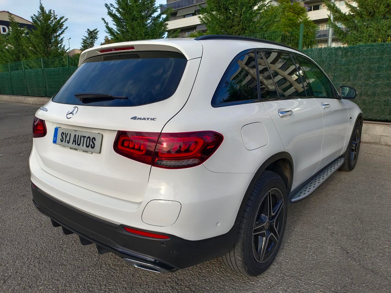 Mercedes Clase GLC 300de 4MATIC 195cv AMG LINE  - Foto 3