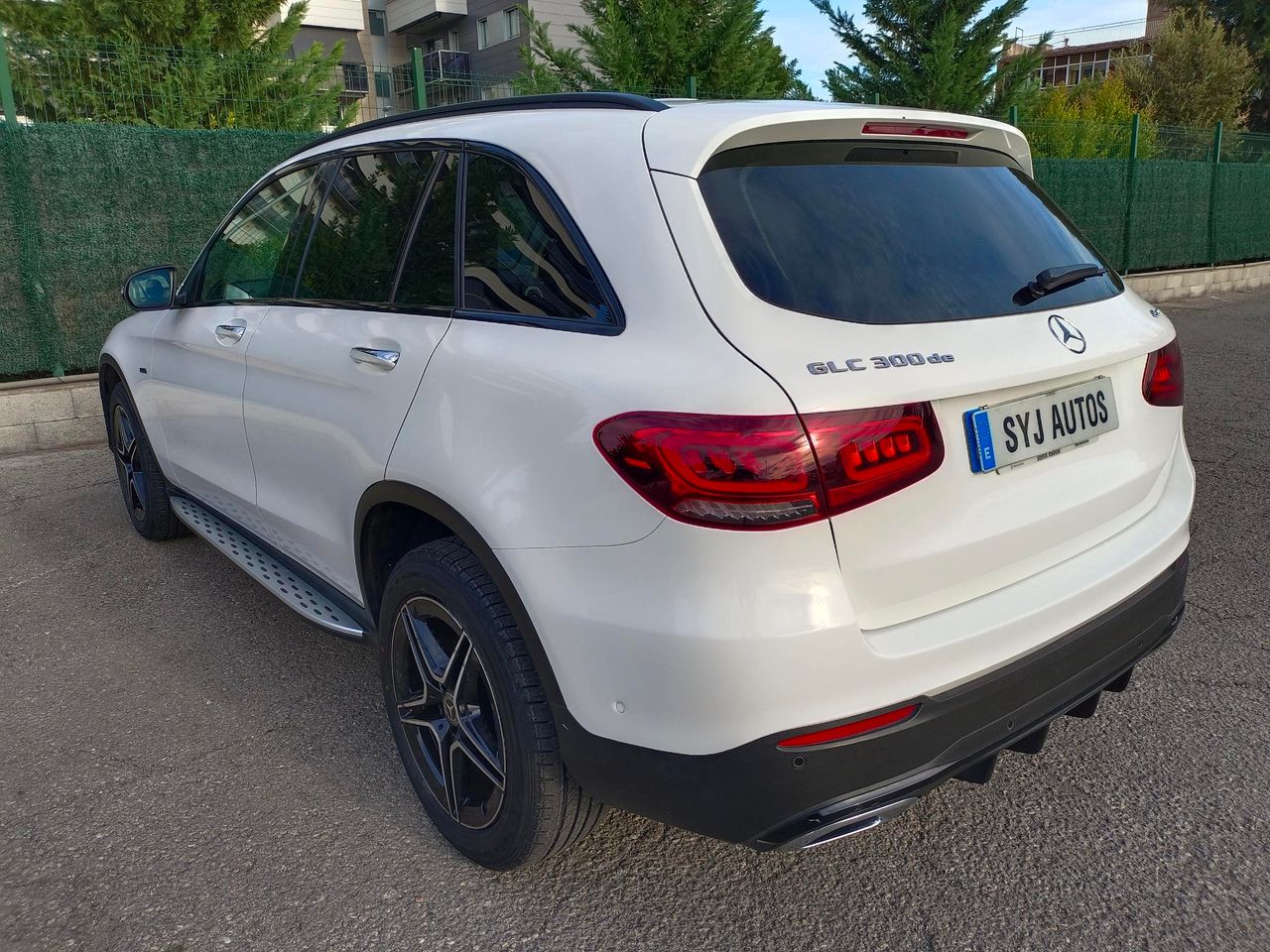 Mercedes Clase GLC 300de 4MATIC 195cv AMG LINE  - Foto 15