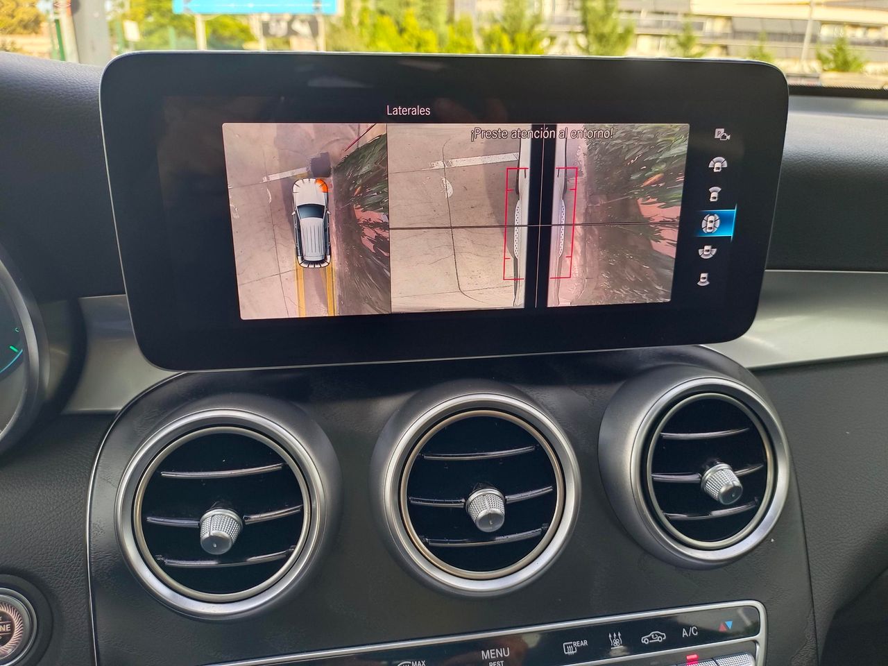 Mercedes Clase GLC 300de 4MATIC 195cv AMG LINE  - Foto 22