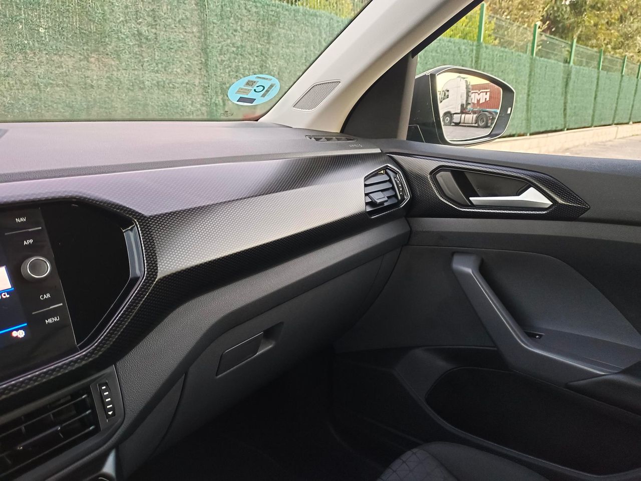 Volkswagen T-Cross Advance 1.0 TSI 81kW 110CV DSG  - Foto 24