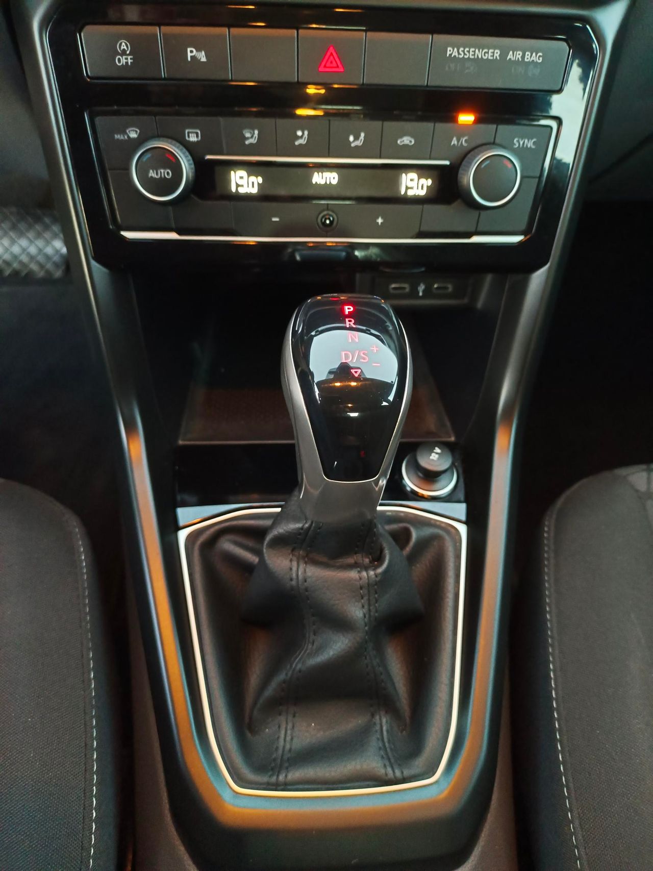 Volkswagen T-Cross Advance 1.0 TSI 81kW 110CV DSG  - Foto 7