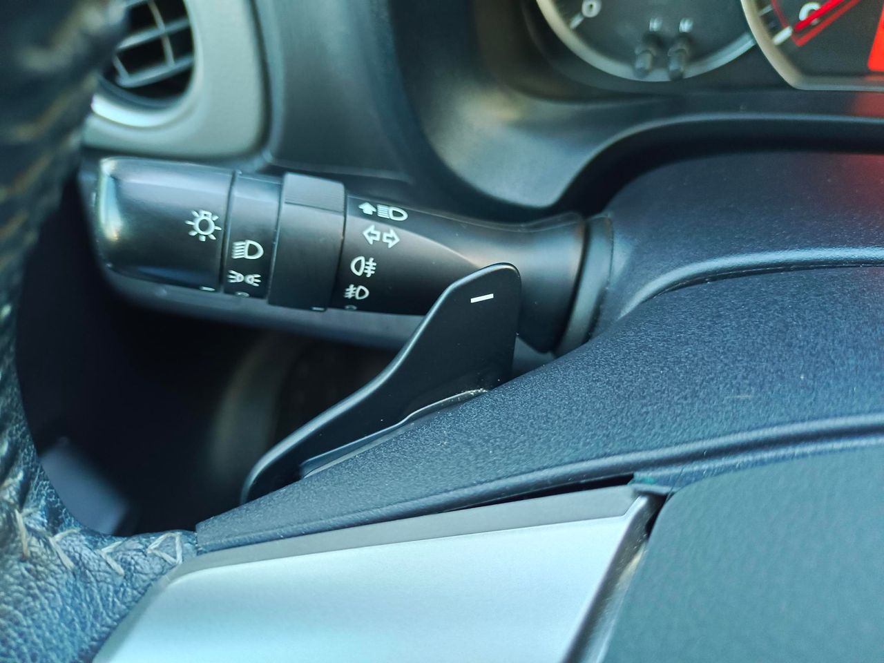 Toyota GR Yaris Yaris 5p 100 MultiDrive Active - Foto 23