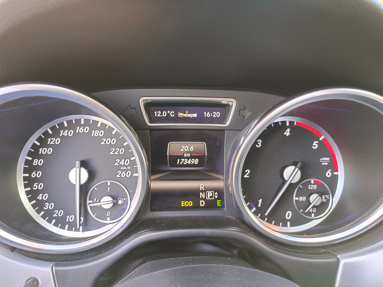 Mercedes Clase M 250d BLUETEC 4MATIC  204cv. AMG LINE - Foto 9