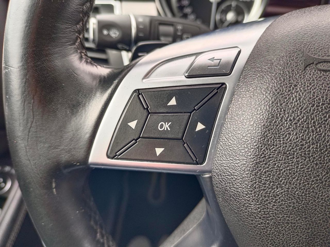 Mercedes Clase M 250d BLUETEC 4MATIC  204cv. AMG LINE - Foto 23