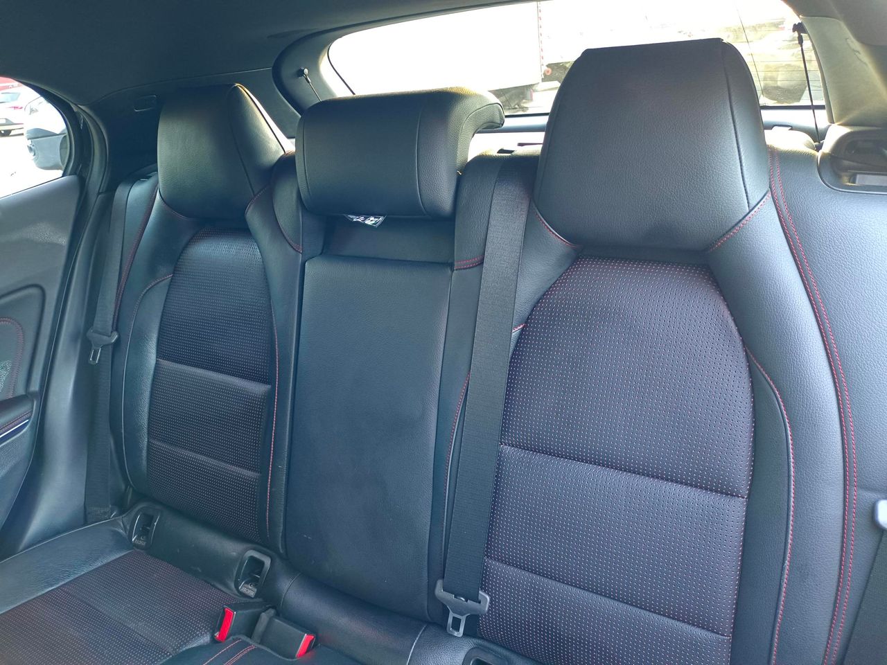 Mercedes GLA 220 CDI 4MATIC AMG LINE - Foto 28