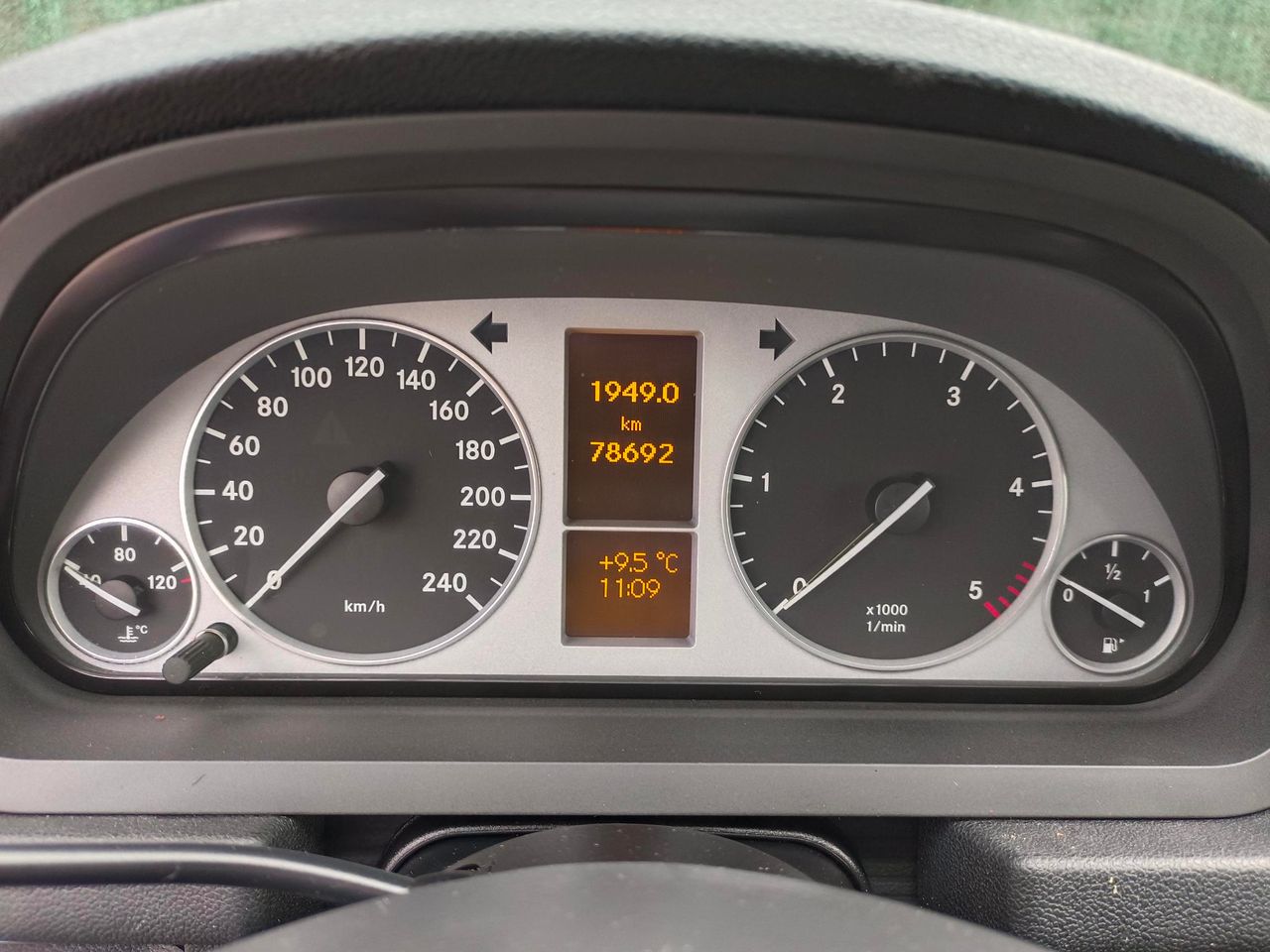 Mercedes Clase B B 180 CDI Autotronic - Foto 6