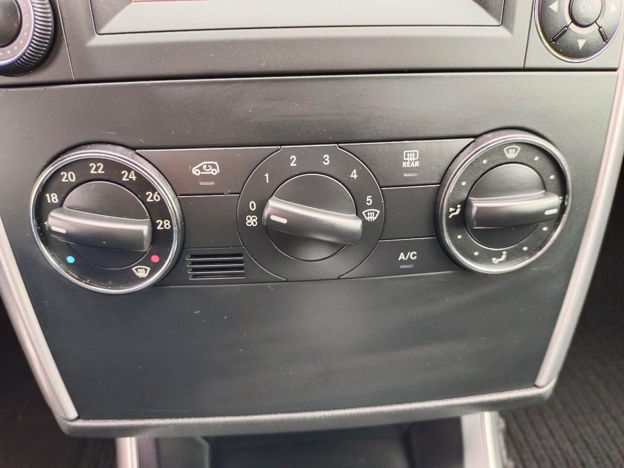 Mercedes Clase B B 180 CDI Autotronic - Foto 26