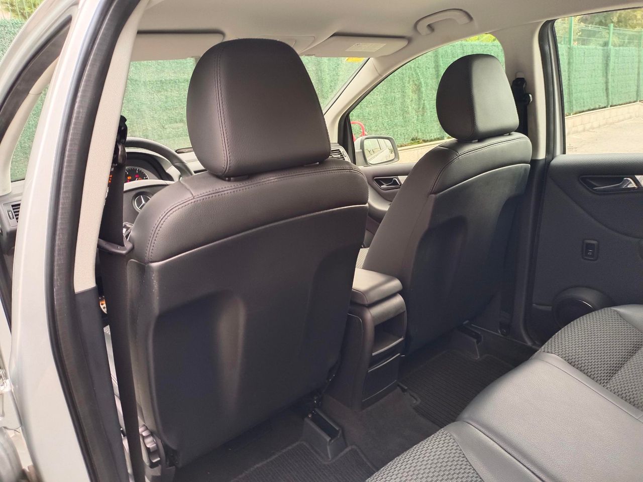 Mercedes Clase B B 180 CDI Autotronic - Foto 28