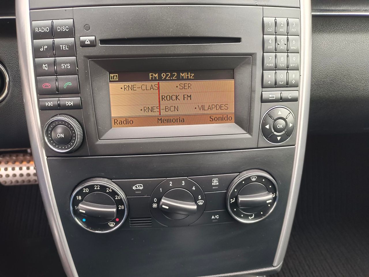 Mercedes Clase B B 180 CDI Autotronic - Foto 9