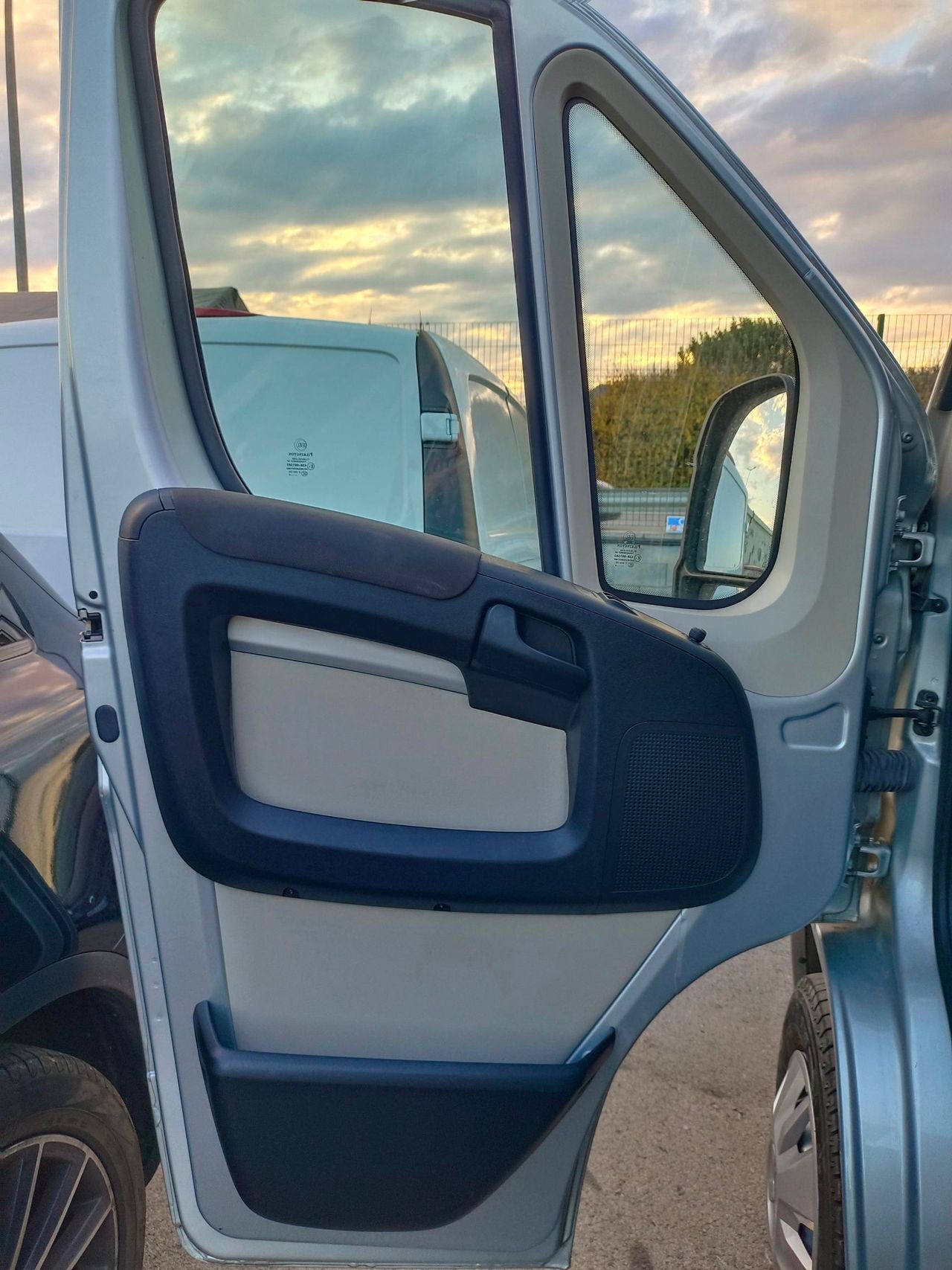 Citroën Jumper JUMPER BLUEHDI 130cv 9 PLAZAS. SOLO 14500Km. - Foto 16