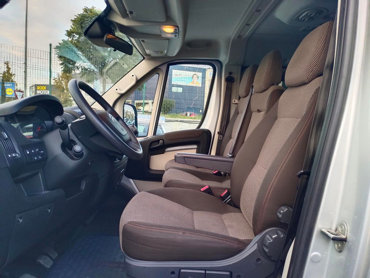 Citroën Jumper JUMPER BLUEHDI 130cv 9 PLAZAS. SOLO 14500Km. - Foto 17