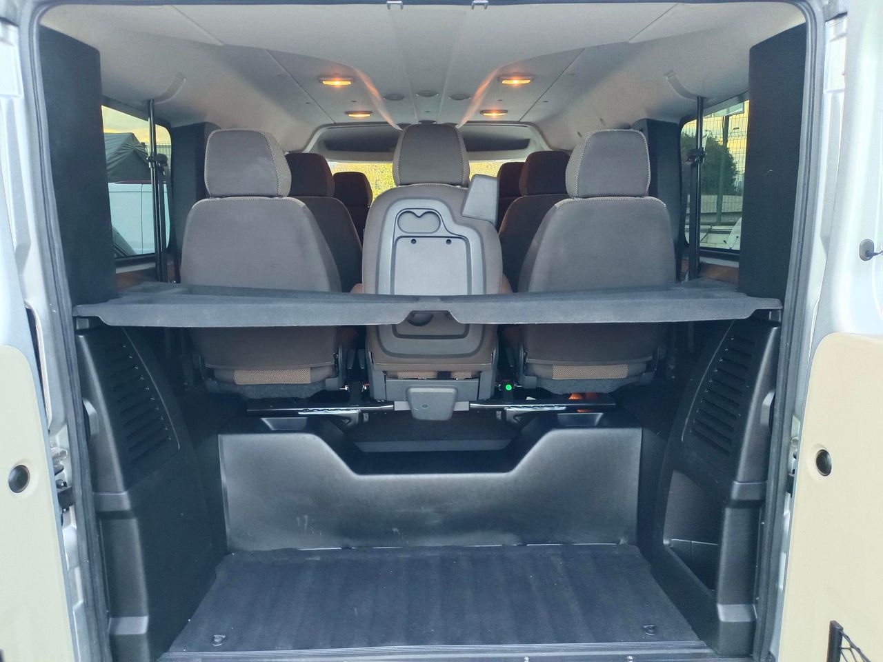 Citroën Jumper JUMPER BLUEHDI 130cv 9 PLAZAS. SOLO 14500Km. - Foto 11