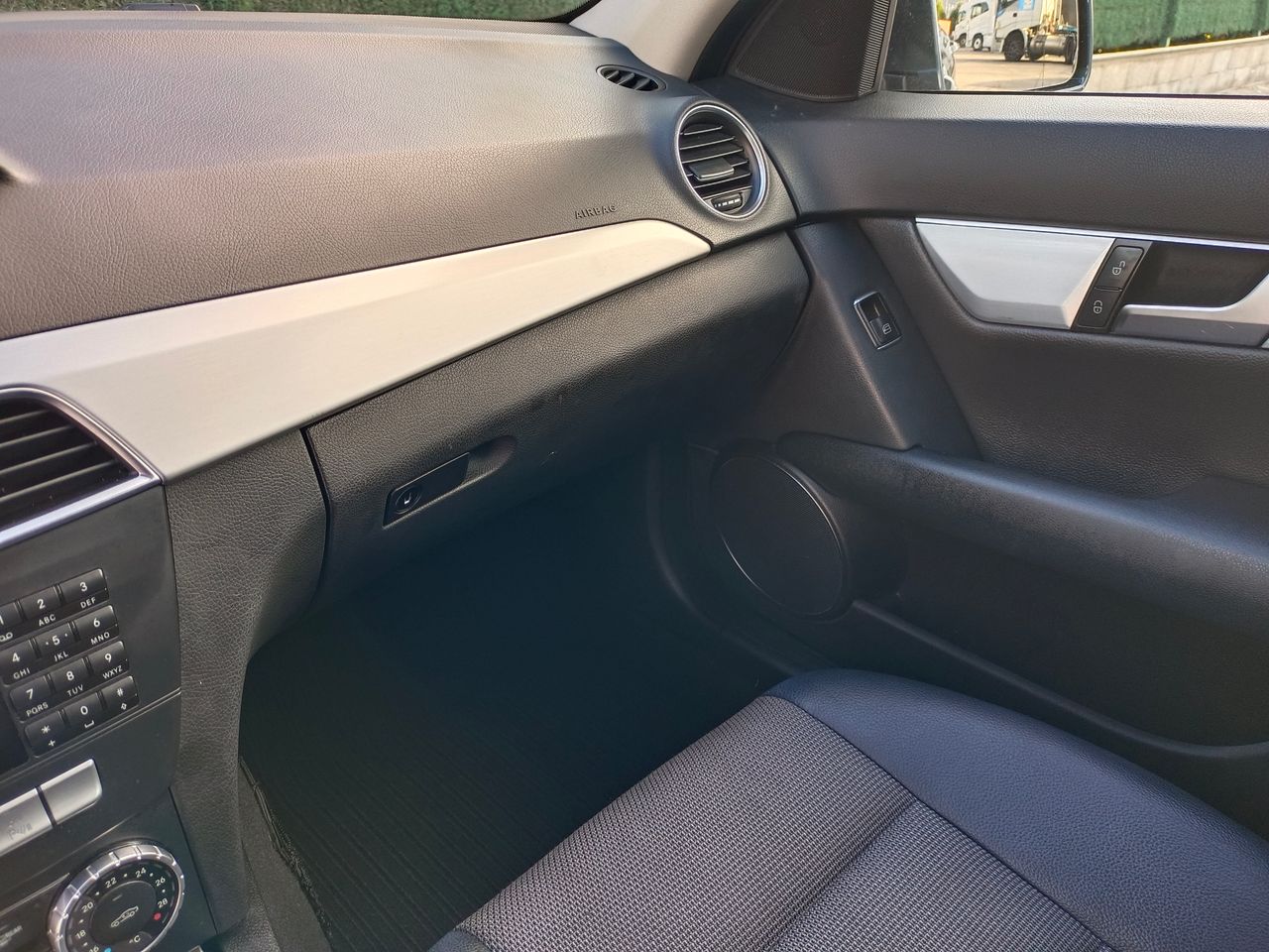 Mercedes Clase C 220CDI AVANTGARDE ESTATE 170Cv. - Foto 19