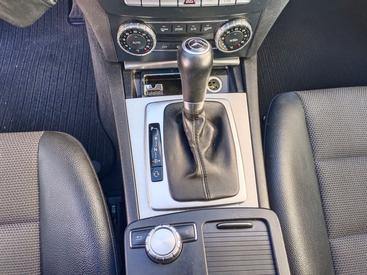 Mercedes Clase C 220CDI AVANTGARDE ESTATE 170Cv. - Foto 17