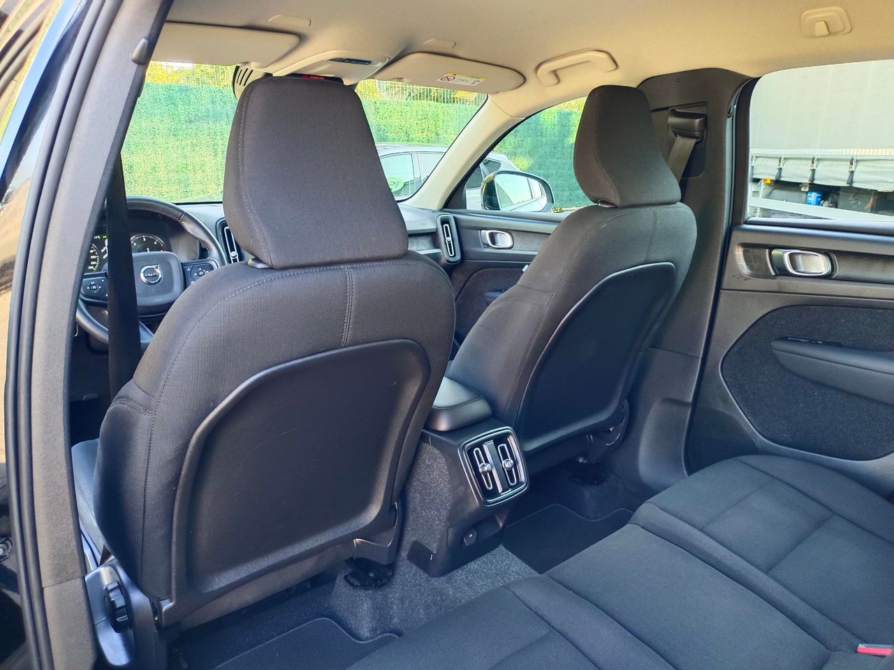 Volvo XC40 2.0 D3 Auto - Foto 23