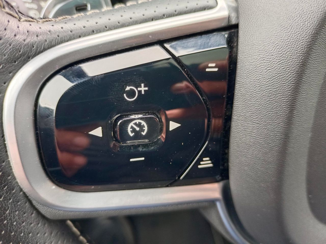 Volvo XC90 2.0 T8 AWD RDesign Auto 7 PLAZAS - Foto 23