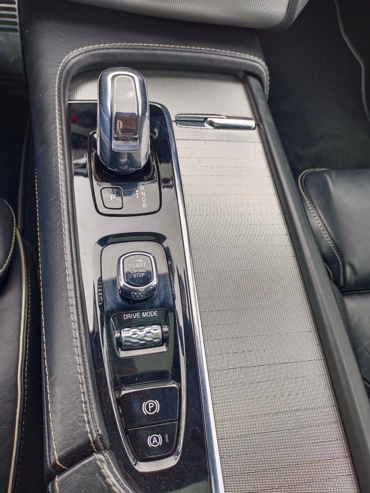 Volvo XC90 2.0 T8 AWD RDesign Auto 7 PLAZAS - Foto 21