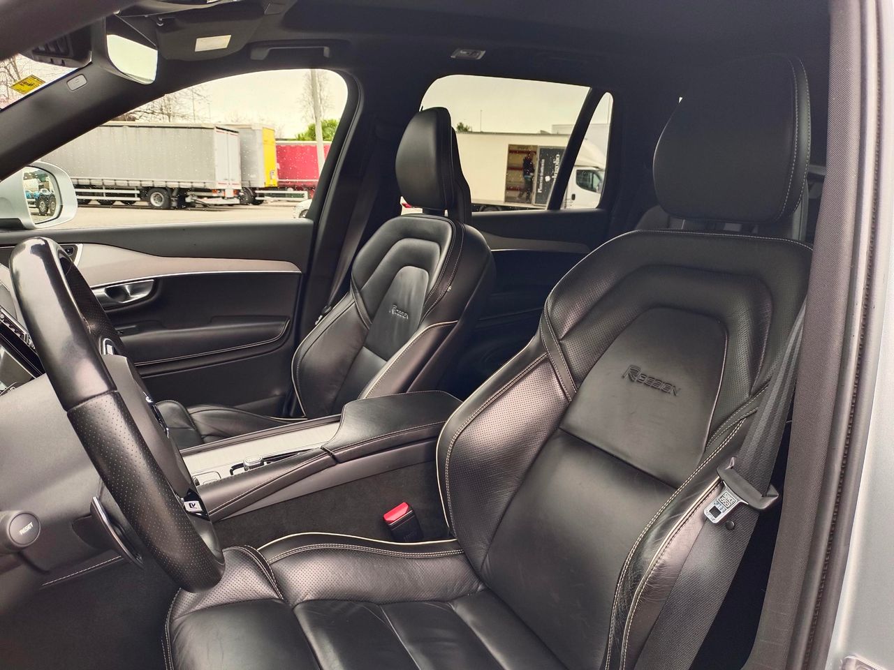 Volvo XC90 2.0 T8 AWD RDesign Auto 7 PLAZAS - Foto 18