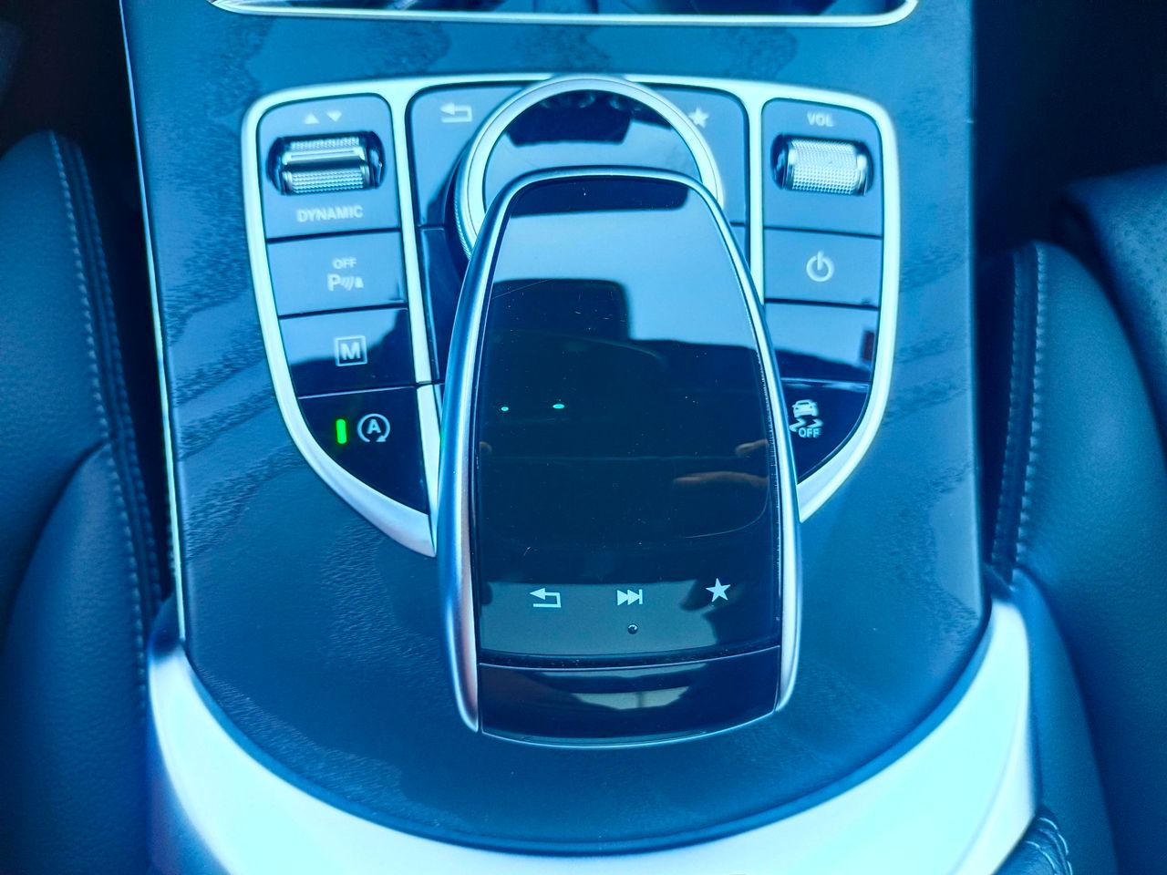 Mercedes Clase GLC 250 4Matic 211cv AMG LINE - Foto 24