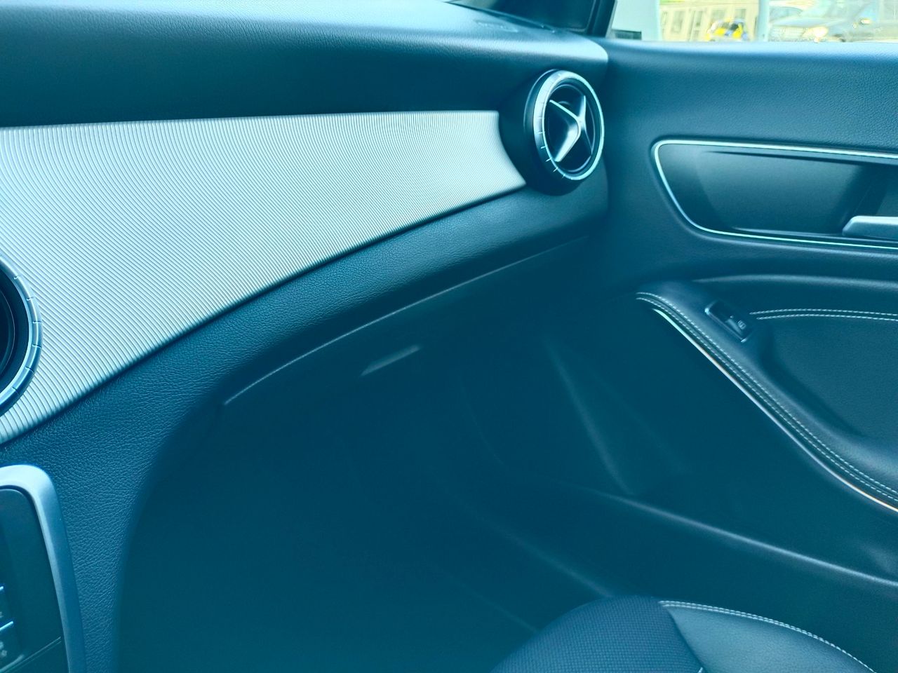 Mercedes Clase CLA CLA 200 CDI Shooting Brake - Foto 20