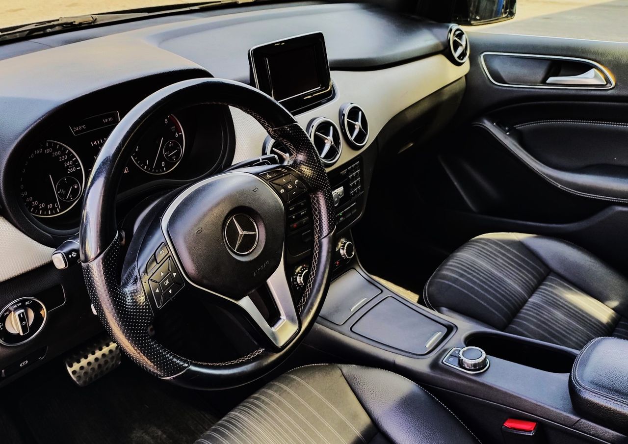 Mercedes Clase B 180CDI - TECHO PANORAMICO - Foto 18