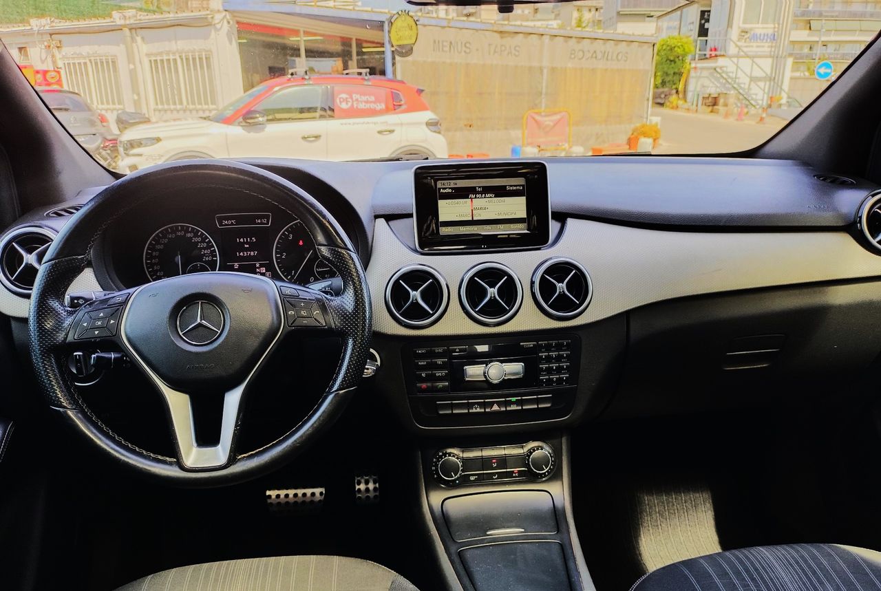 Mercedes Clase B 180CDI - TECHO PANORAMICO - Foto 5