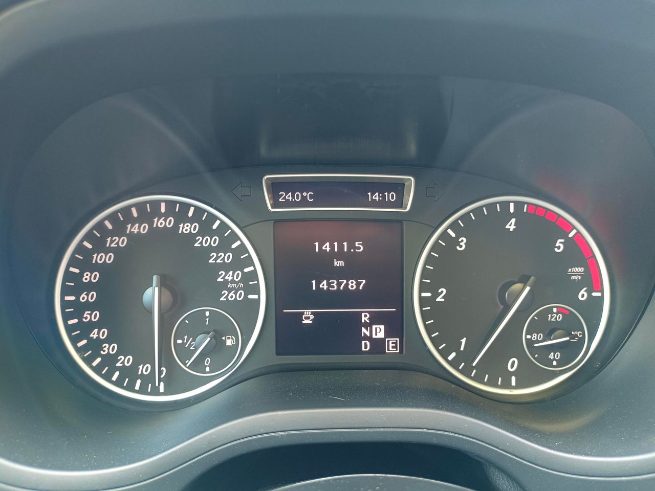 Mercedes Clase B 180CDI - TECHO PANORAMICO - Foto 6