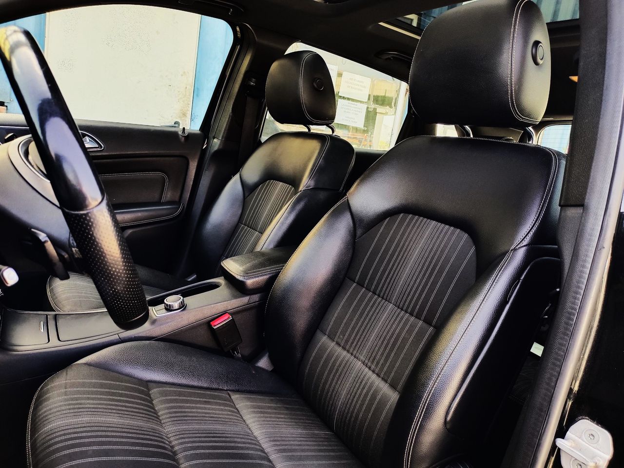 Mercedes Clase B 180CDI - TECHO PANORAMICO - Foto 17