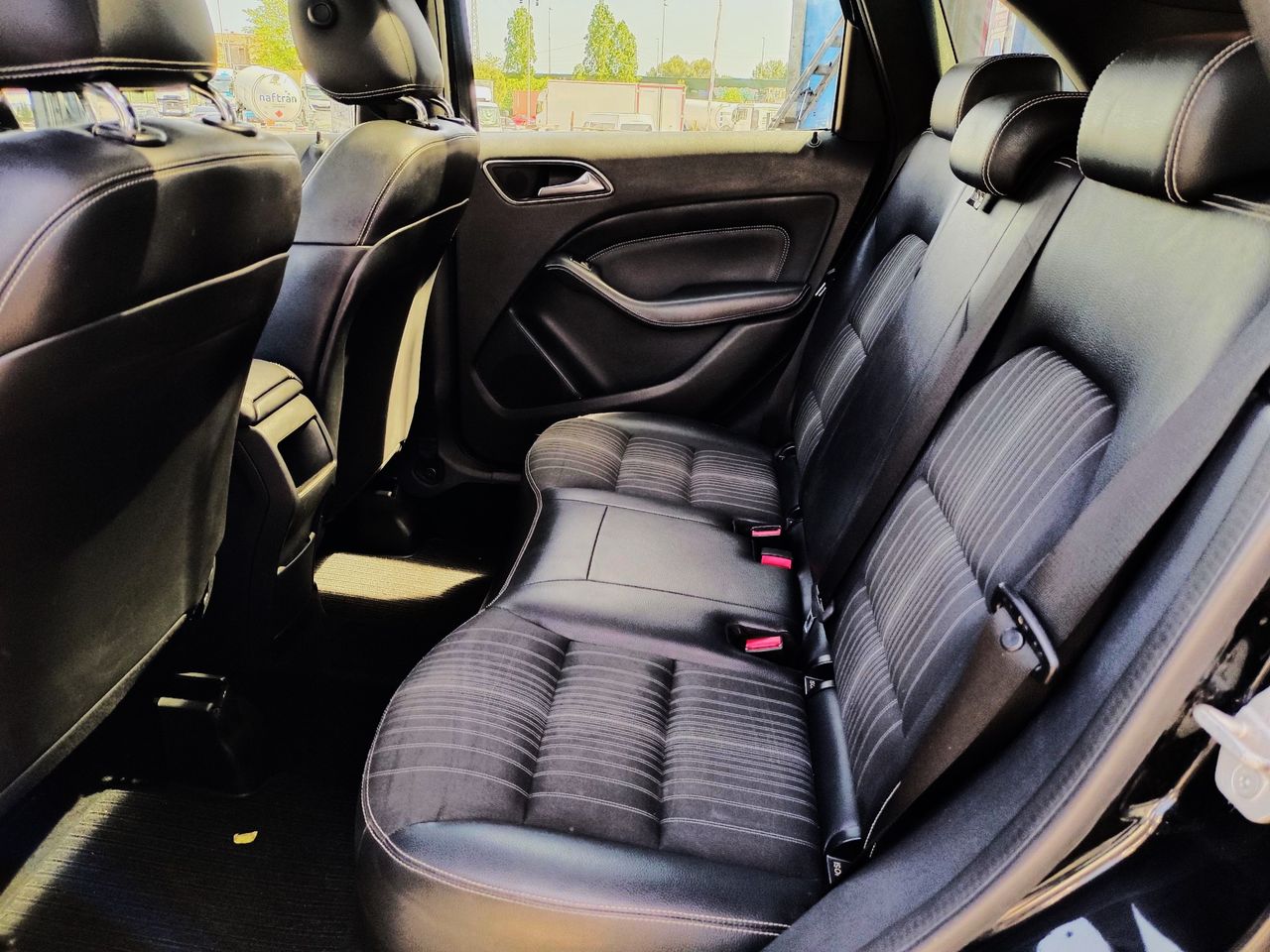 Mercedes Clase B 180CDI - TECHO PANORAMICO - Foto 11