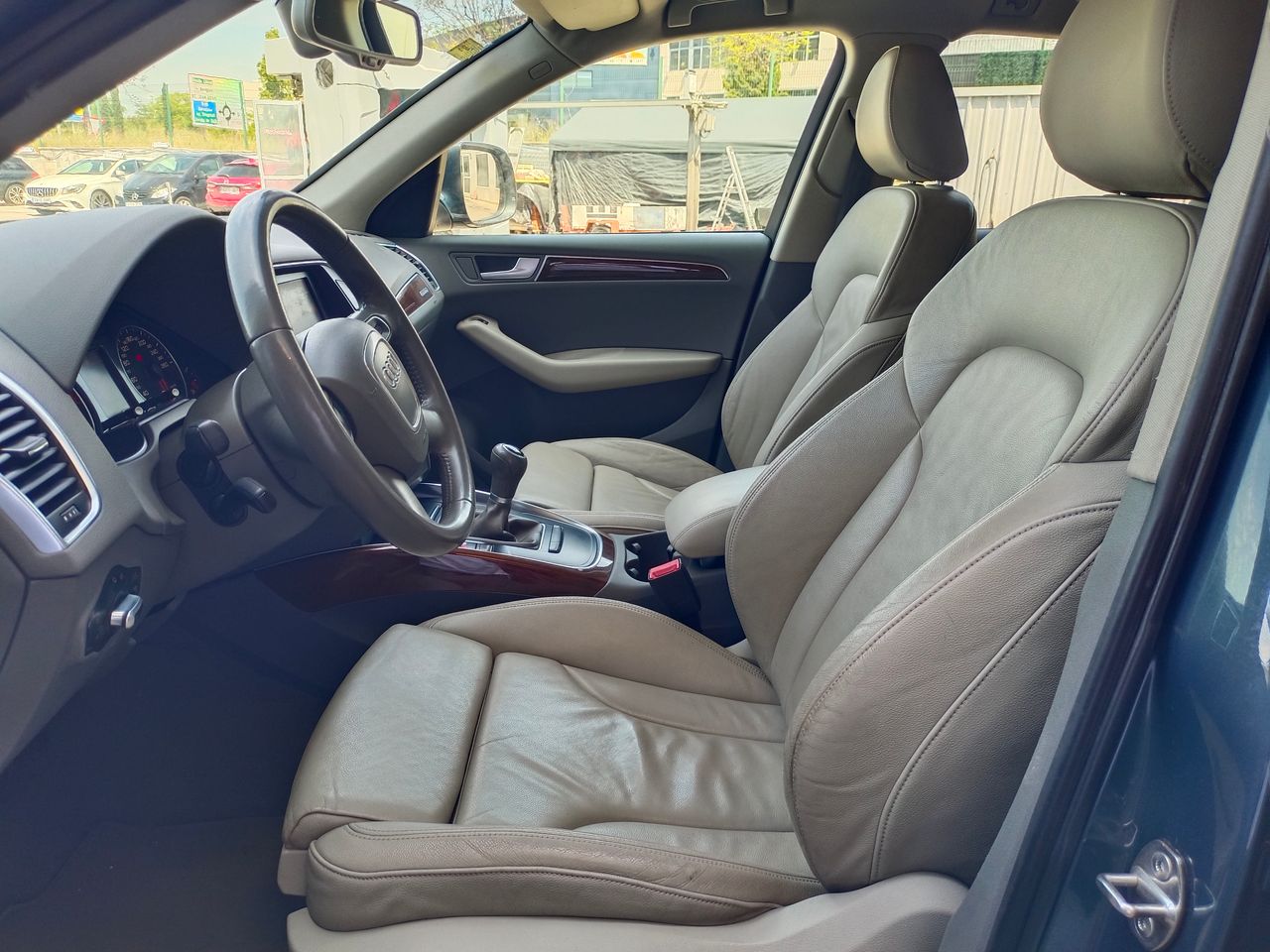 Audi Q5 2.0 TFSI 180 CV quattro - Foto 9